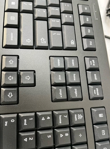 CHERRY樱桃 KC1000薄膜键盘办公键盘轻音有线笔记本电脑外接纤薄轻巧耐用巧克力按键多媒体附加键 黑色-第2张图片-系统工具网 CHERRY樱桃 KC1000薄膜键盘办公键盘轻音有线笔记本电脑外接纤薄轻巧耐用巧克力按键多媒体附加键 黑色-第2张图片-系统工具网